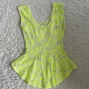 Lette usa neon yellow peplum tank